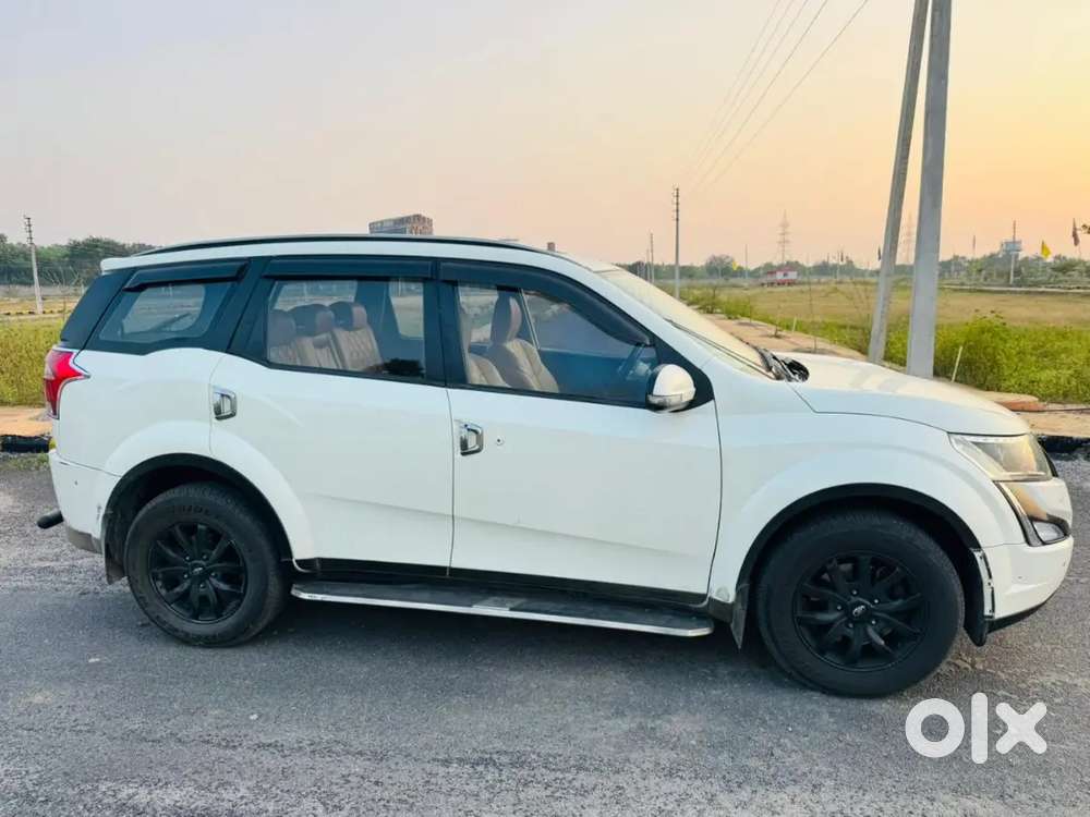 Mahindra Xuv500 2018 Diesel 170000 Km Driven
