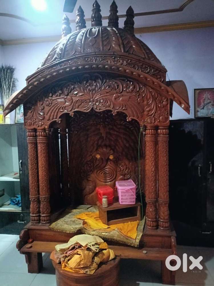 Mandir bechna hai