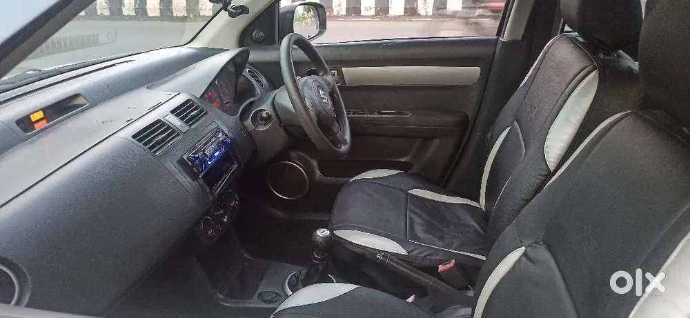 Urgent Sell Maruti Suzuki Swift 2011 Deisel