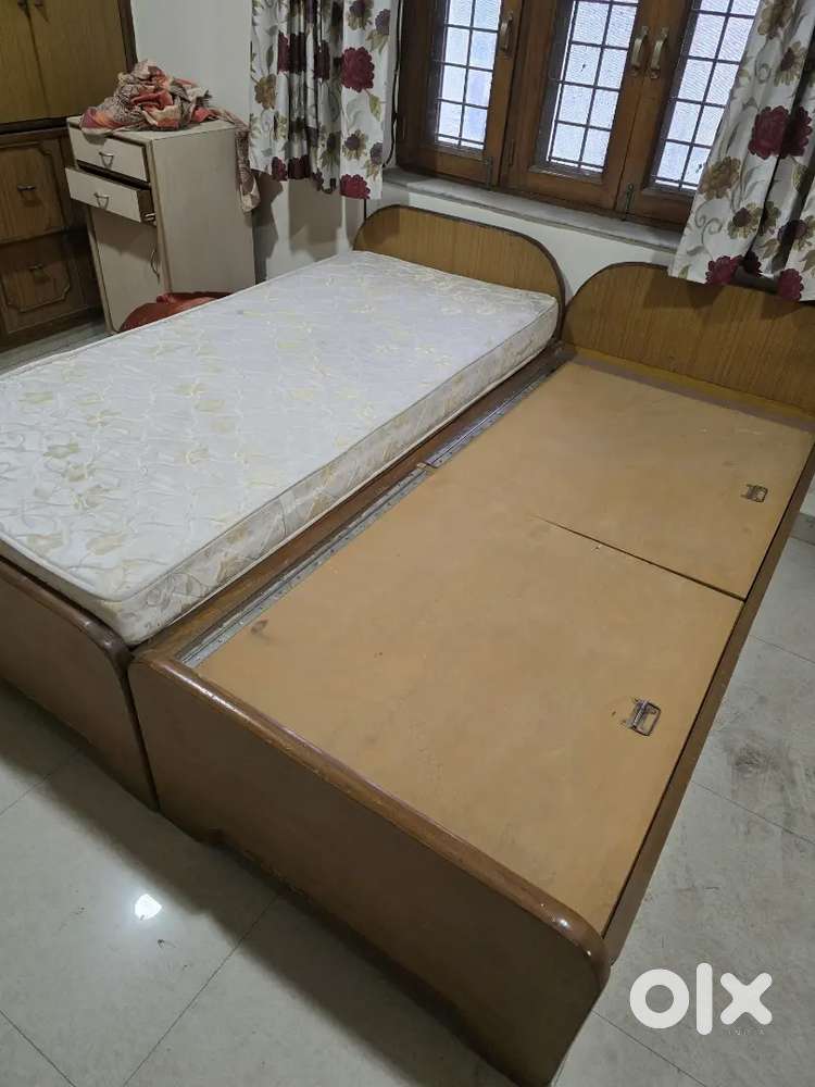 Single Bed Mattresses Buy Sell Used Furniture in Delhi OLX