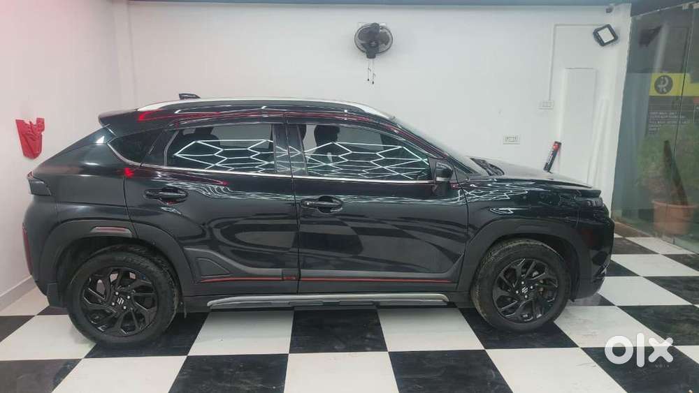 Maruti Suzuki Fronx 2024 Petrol Well Maintained