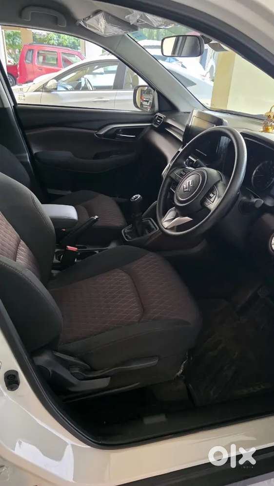 Maruti Suzuki Grand Vitara 2025 Petrol Chandigarh No. 6700 Km Driven