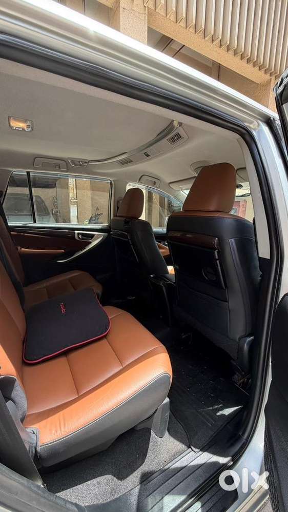 Toyota Innova Crysta 2.8 Z 1st Owner Diesel Good Condition