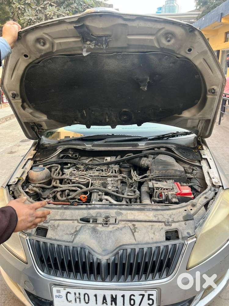 Skoda Rapid 2012 Diesel 166918 Km Driven