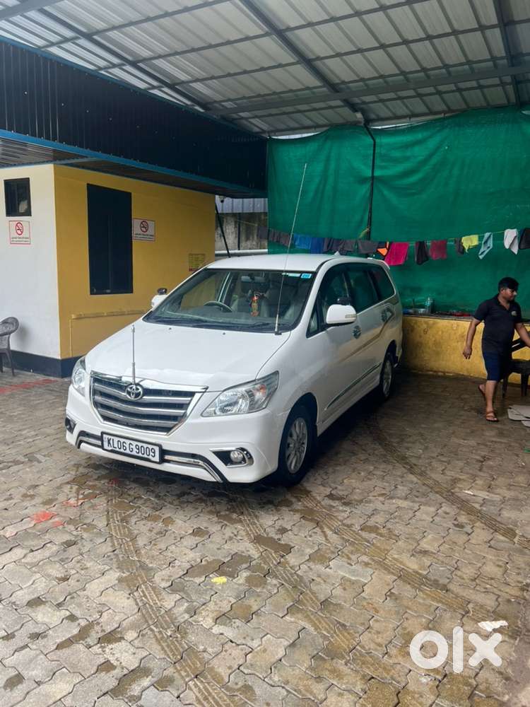 Toyota Innova Diesel 2014
