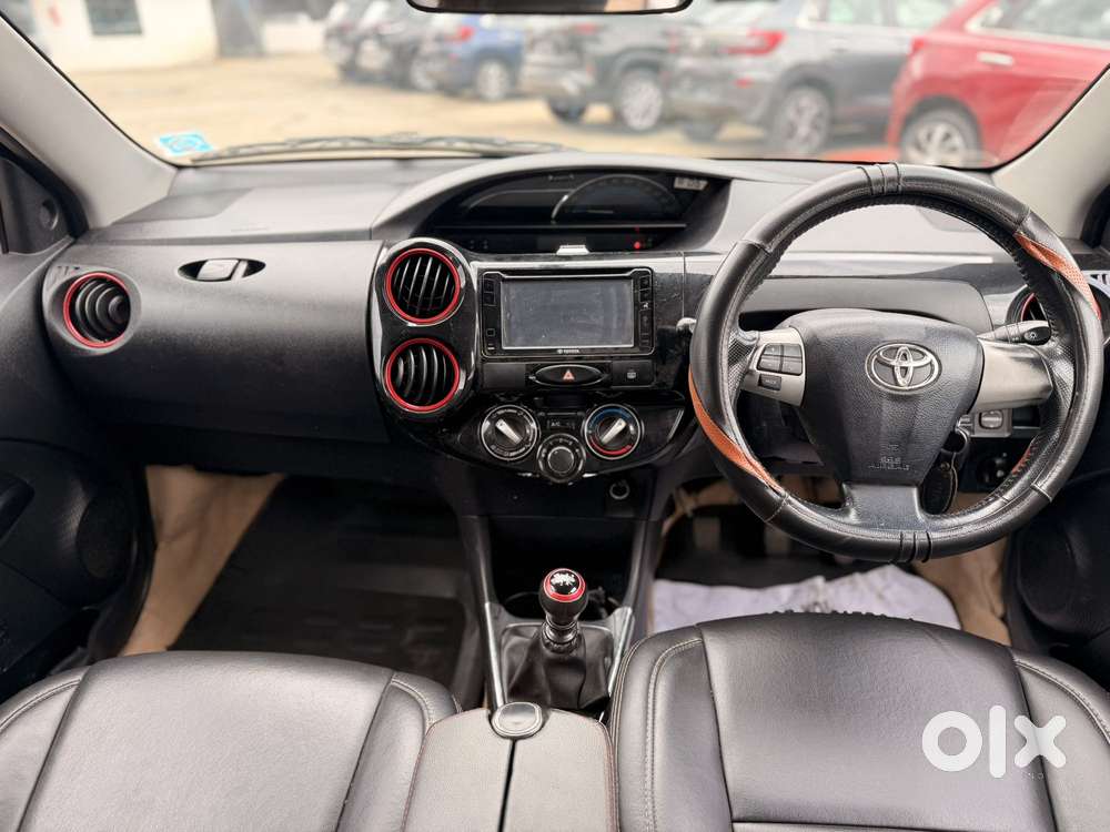 Toyota Etios Liva 1.4 Vxd Dual Tone Limited Edition Diesel, 2019, Di..