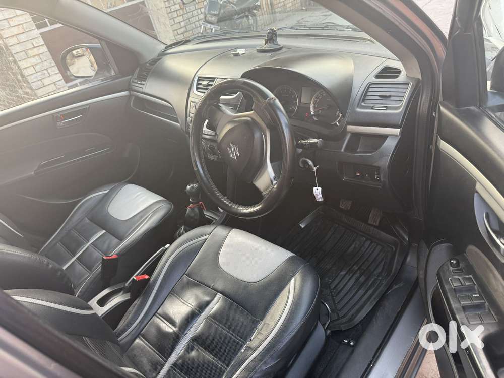 Maruti Suzuki Swift Vxi Abs Bsiv, 2015, Petrol