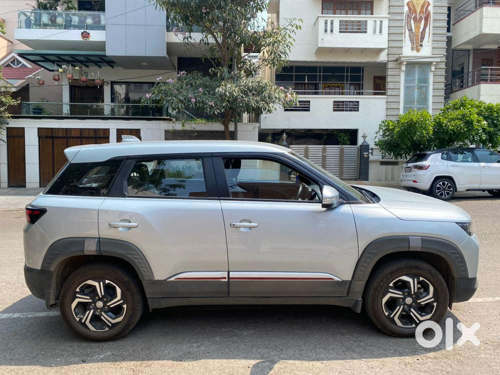 Maruti Suzuki Brezza 1.5 Vxi Smart Hybrid, 2025, Petrol