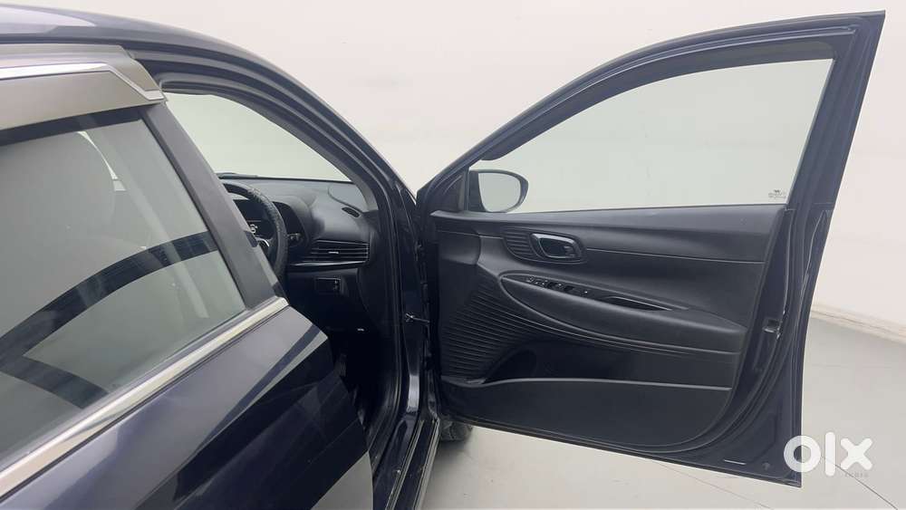 Hyundai I20 Sportz 1.2 Ivt, 2023, Petrol