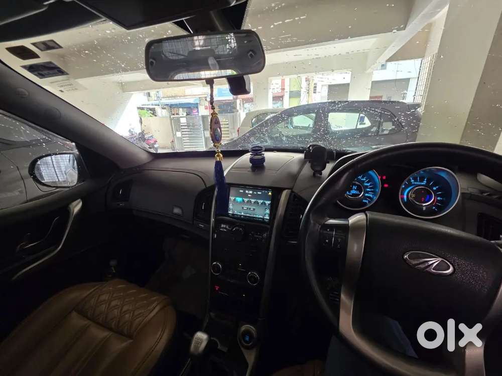 Mahindra Xuv500 W11 Optional Fully Top End Car 2nd Owner