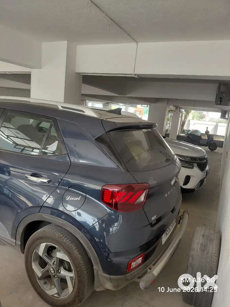 Hyundai Venue 2020 Diesel 108000 Km Driven