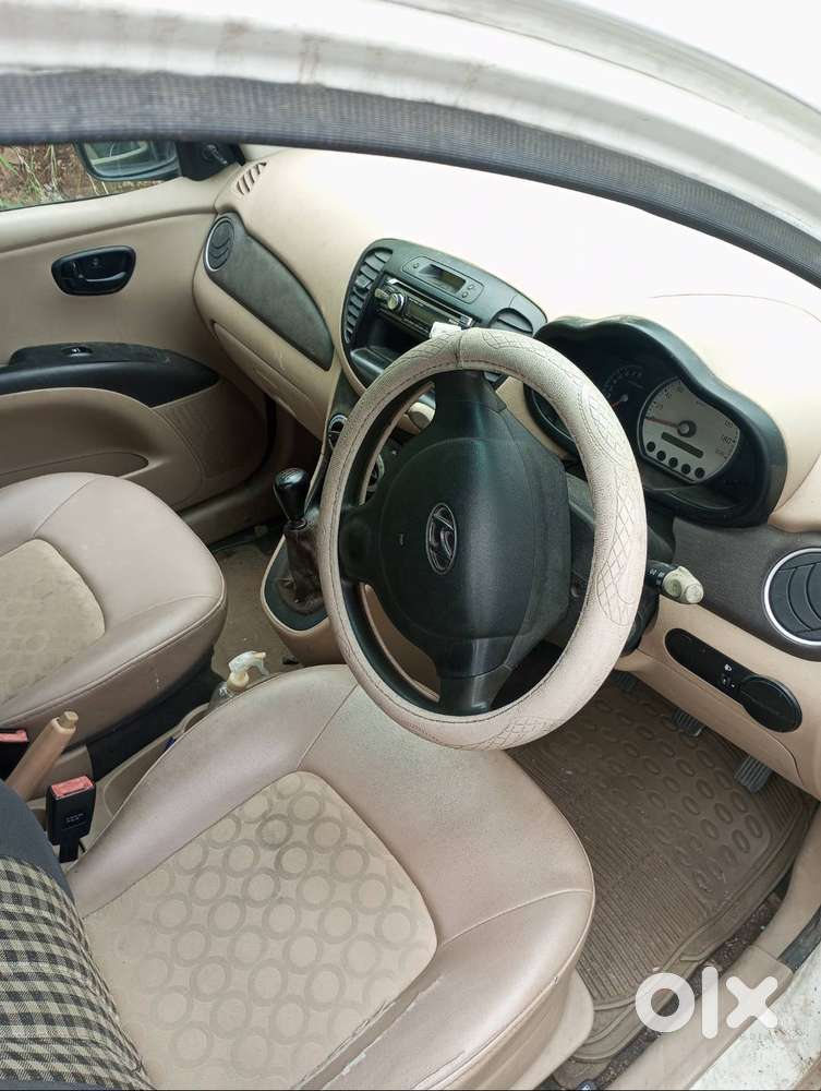 I10 1.2 Hatchback White Colour