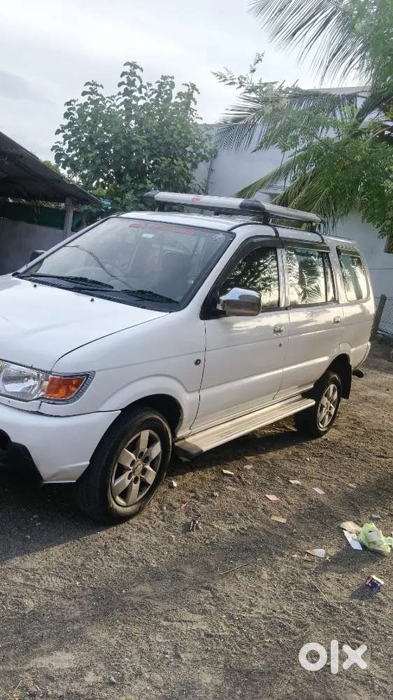 Chevrolet Tavera Neo 2017