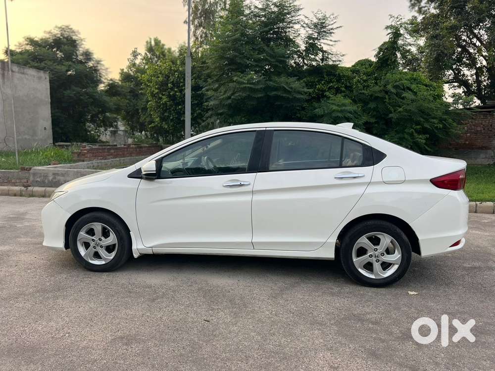 Honda City Diesel 2014 Vx Top Sunroof