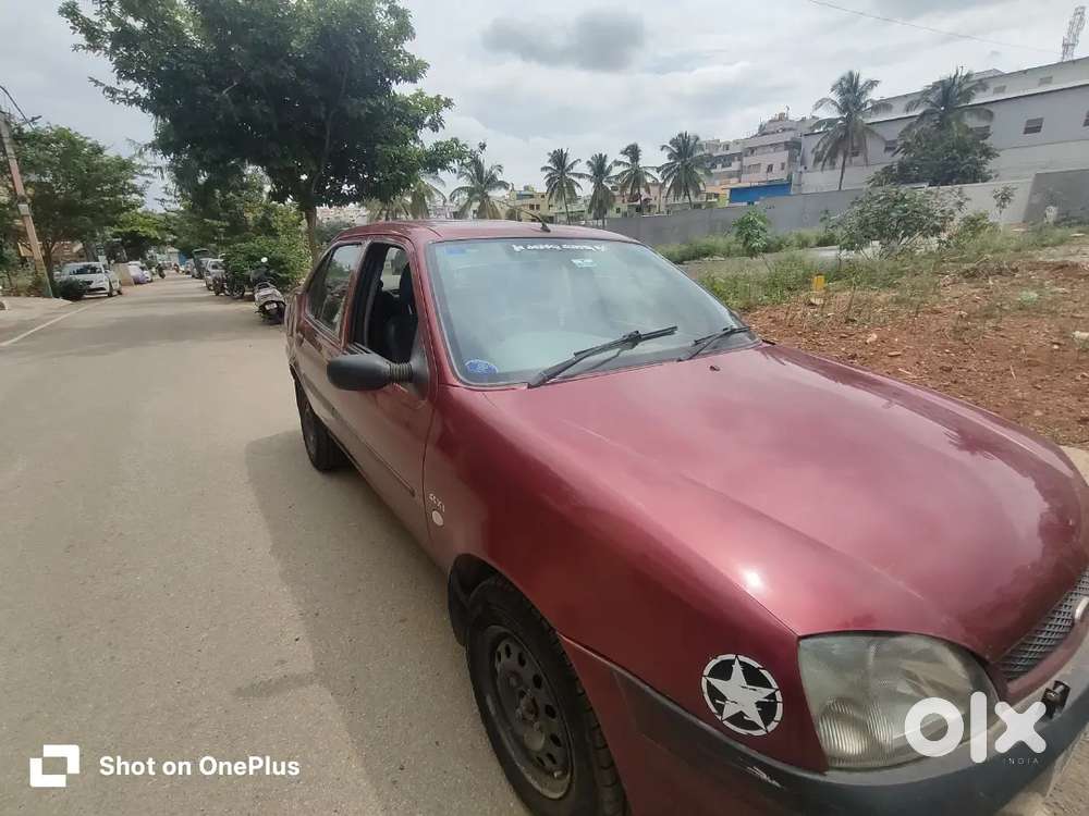 Ford Ikon Petrol 2003