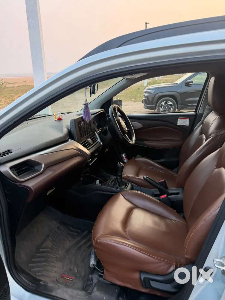 Maruti Suzuki Fronx Delta 2024