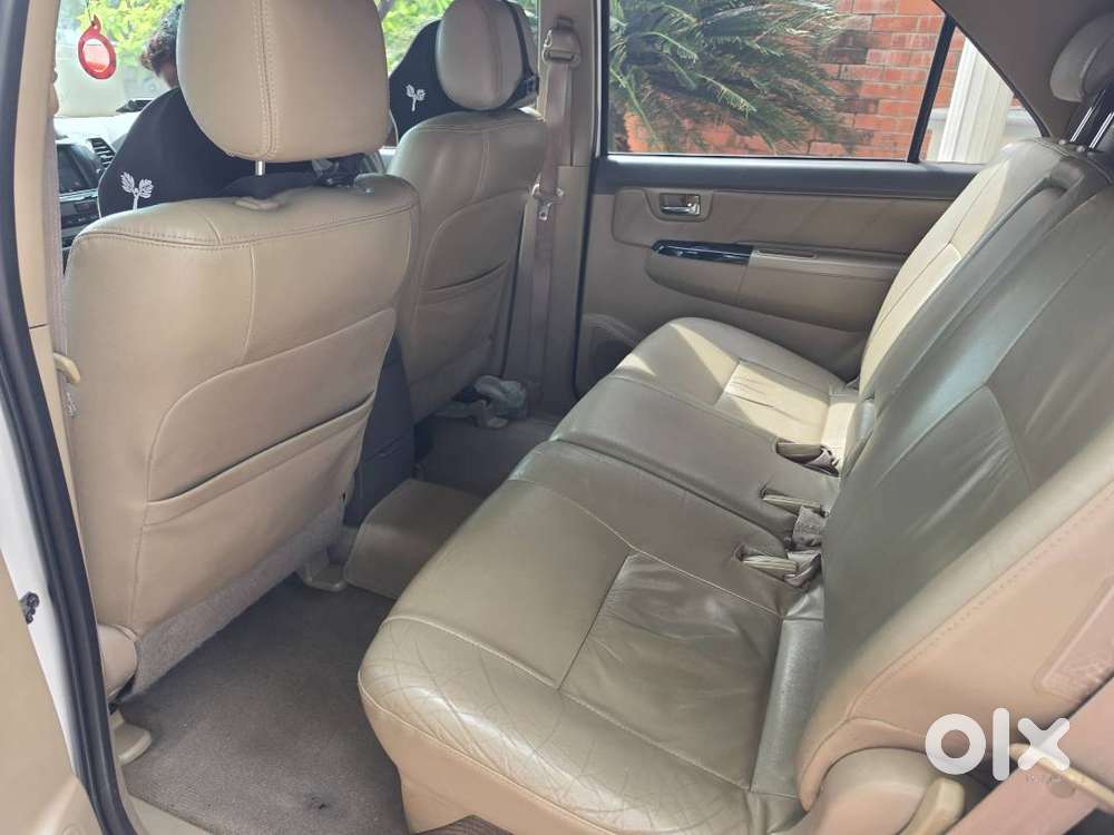 Toyota Fortuner (type 2)