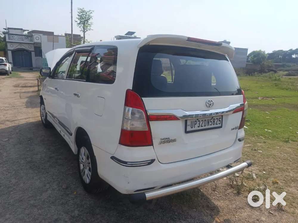 Toyota Innova 2.5 G 2012