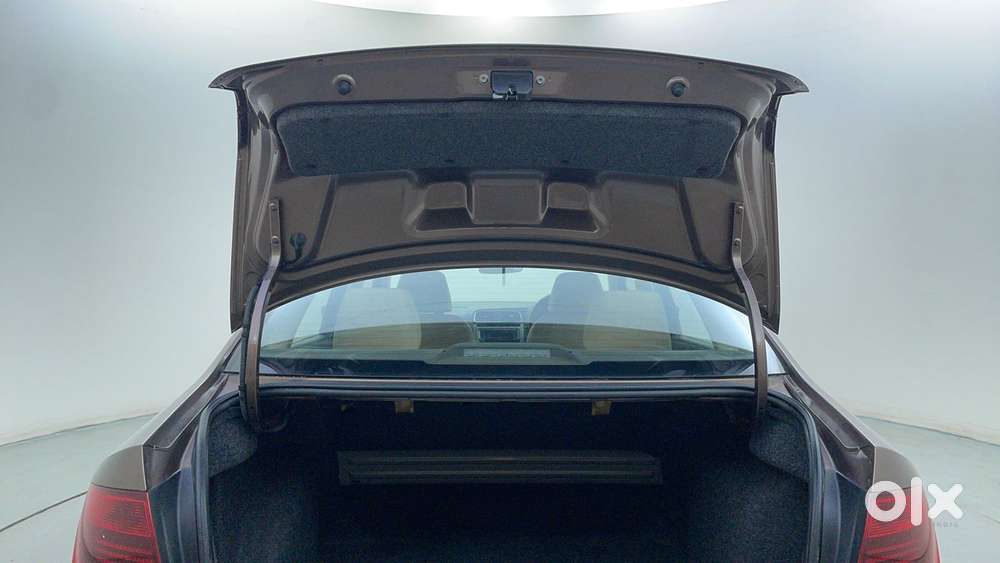 Volkswagen Vento 1.2 Tsi Highline At, 2016, Petrol