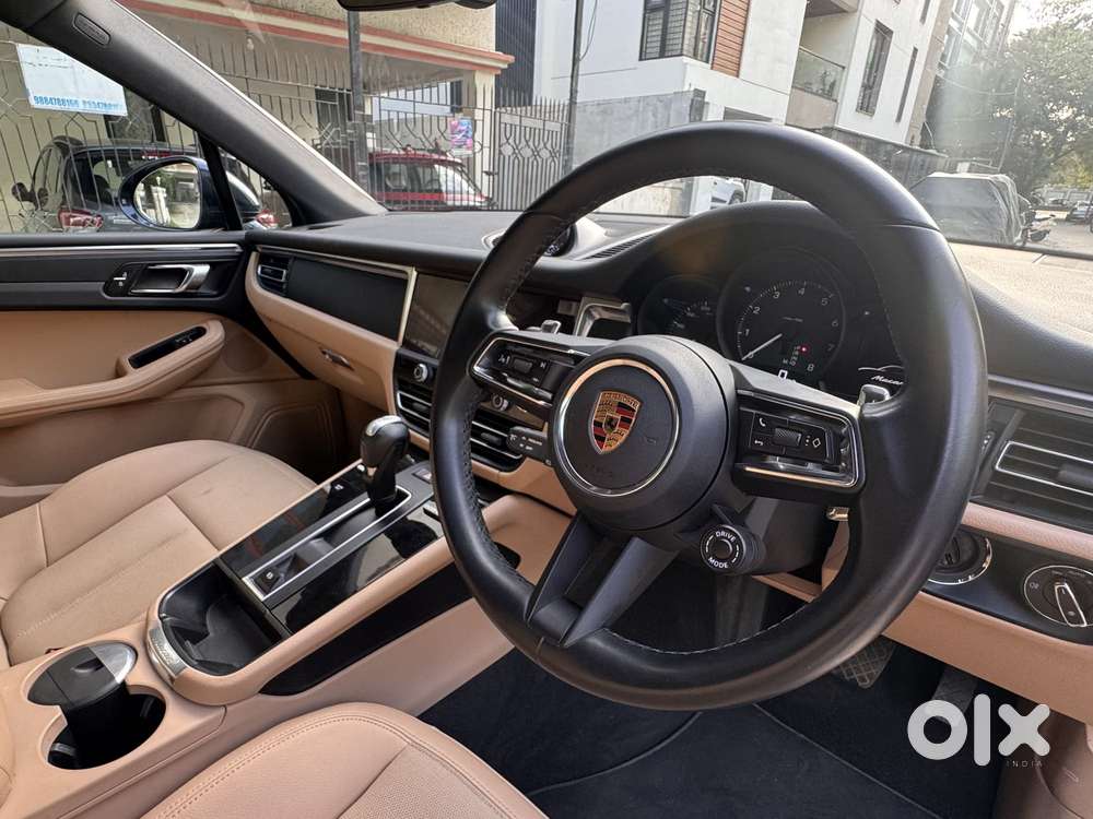 Porsche Macan 2.0 Petrol, 2022, Petrol