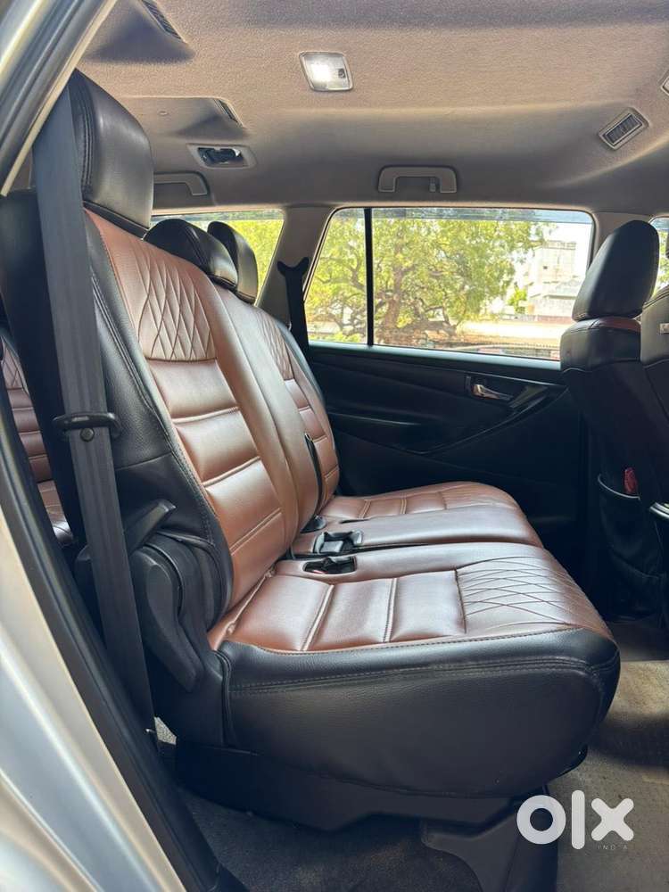 Toyota Innova Crysta 2.4 G Mt 8s, 2017, Diesel