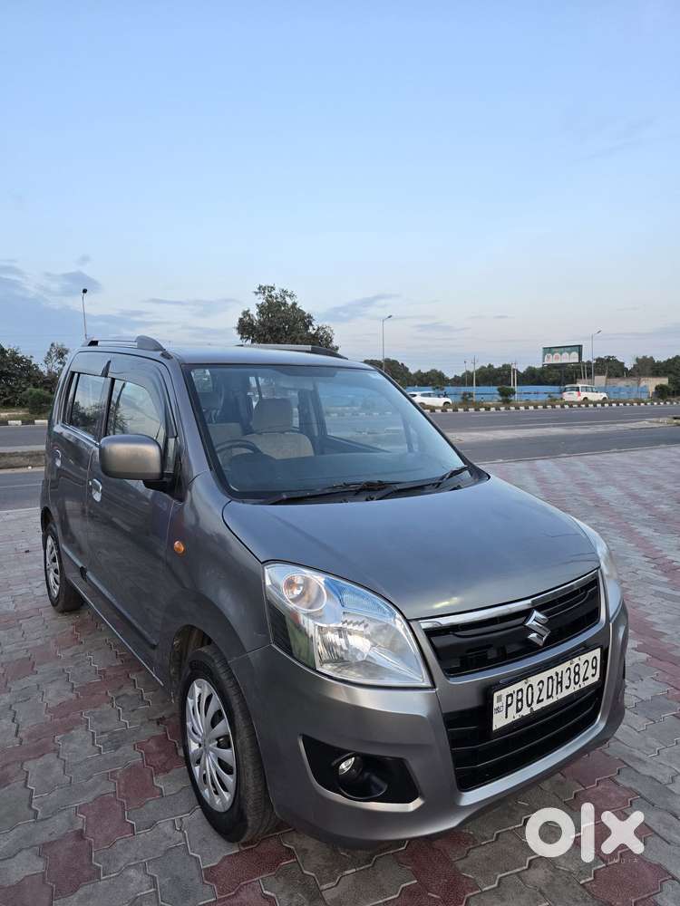 Maruti Suzuki Wagon R Vxi, 2017, Petrol