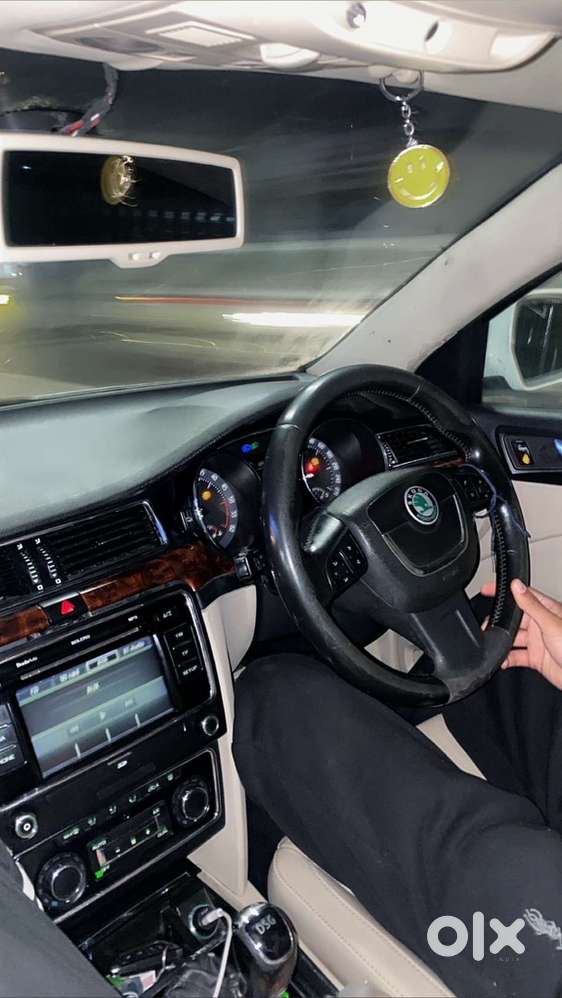 Skoda Superb Diesel 2013 Km Driven