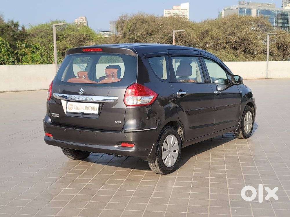 Maruti Suzuki Ertiga Vxi At Petrol, 2016, Petrol