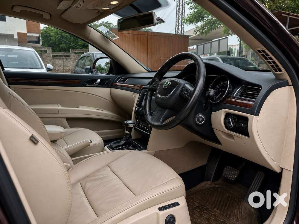 Skoda Superb 1.8 Elegance Tsi At, 2012, Petrol