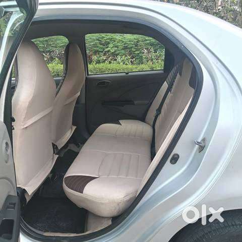 Toyota Etios 2010-2012 G, 2011, Petrol