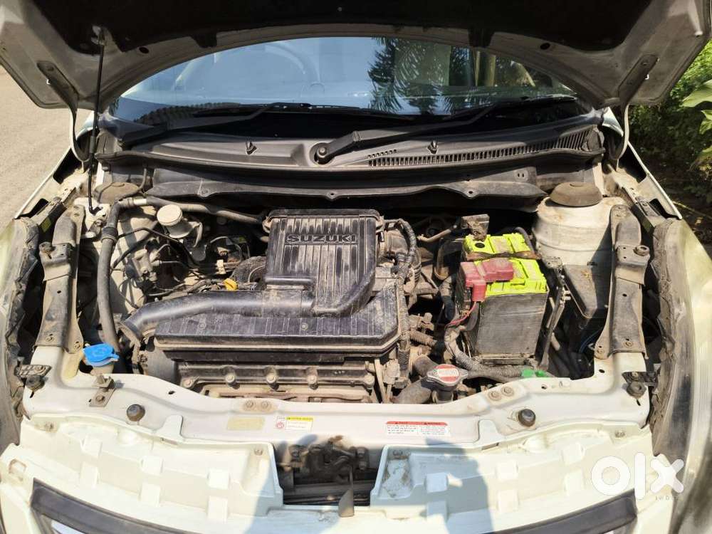 Maruti Suzuki Dzire 1.2 Vxi, 2016, Petrol