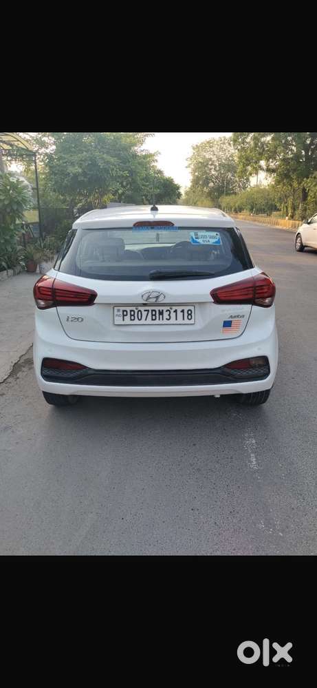 Hyundai I20 Petrol Asta Option, 2018, Petrol