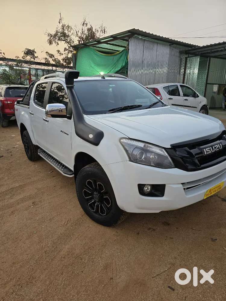 Isuzu V-cross 2018 Diesel Well Maintained