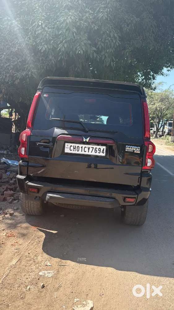 Mahindra Scorpio Classic 2025 डीज़ल 14500 Km Driven