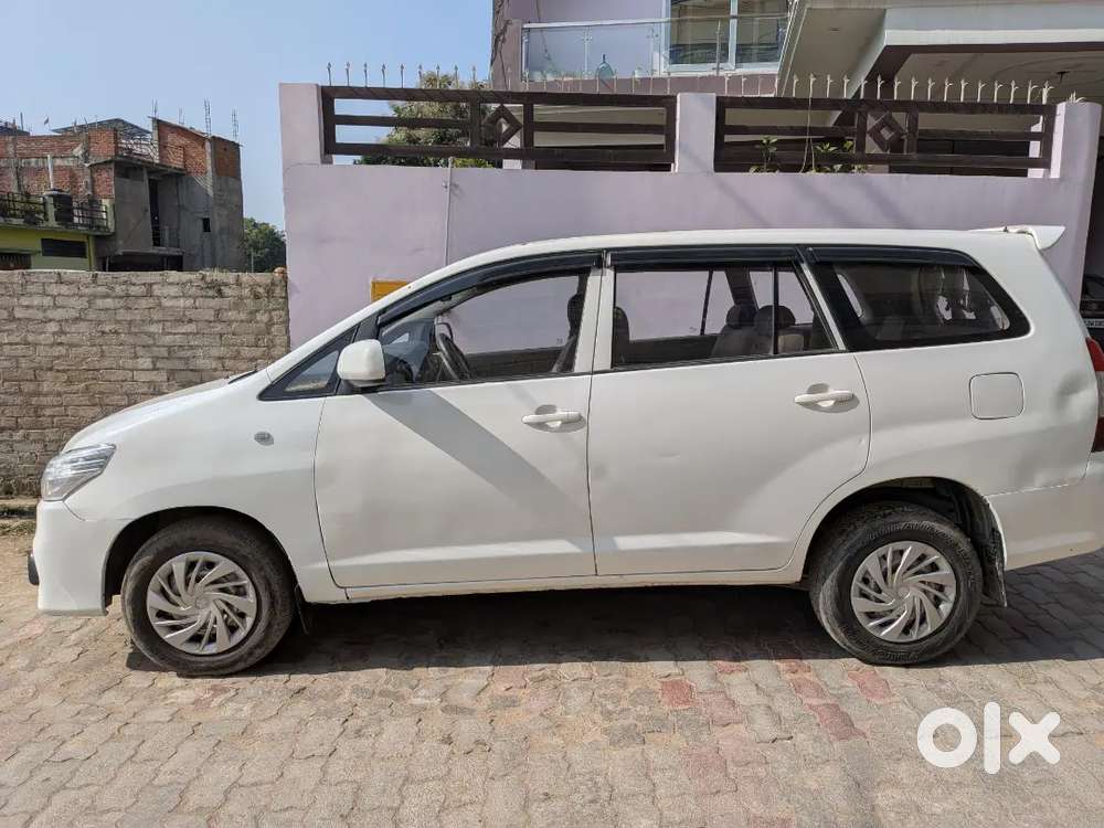 Toyota Innova 2015 Insured And Fitness Upto August 2026