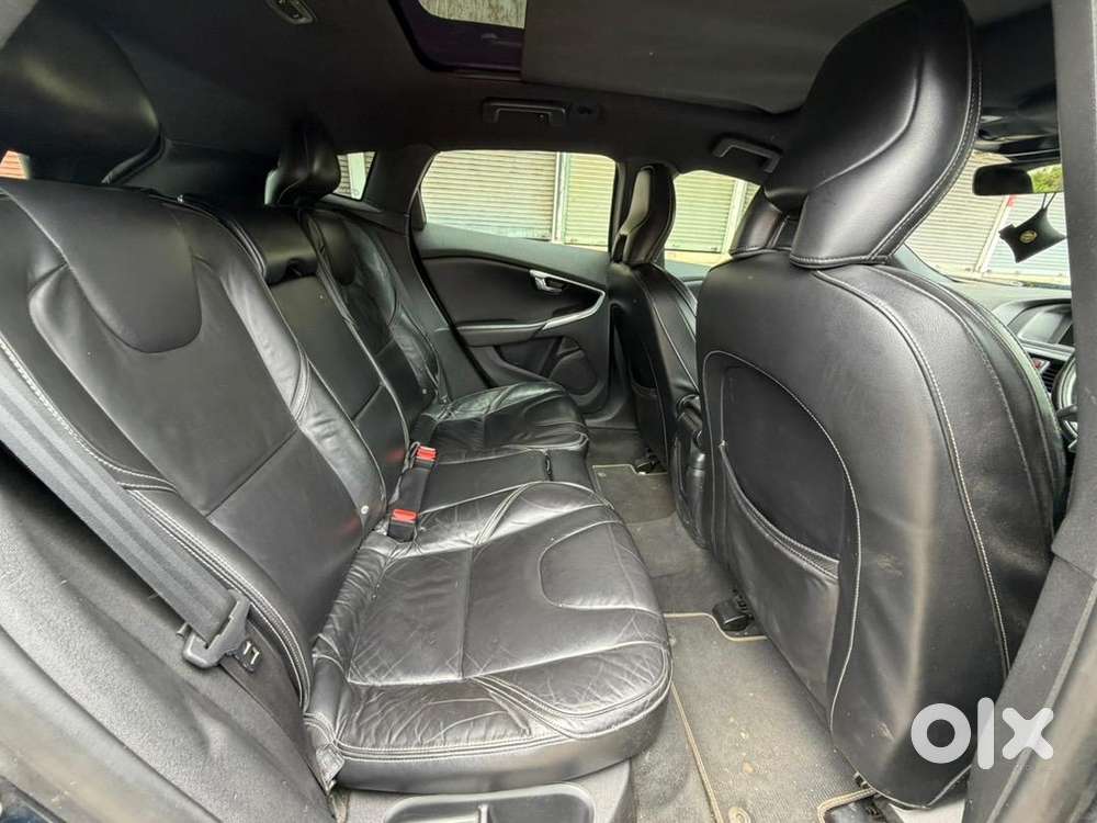 Volvo V40 2015 Diesel Well Maintained