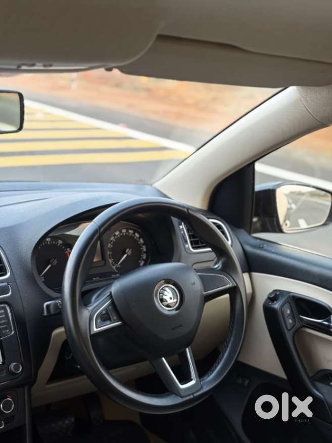 Skoda Rapid 1.0 Ambition Tsi, 2021, Petrol