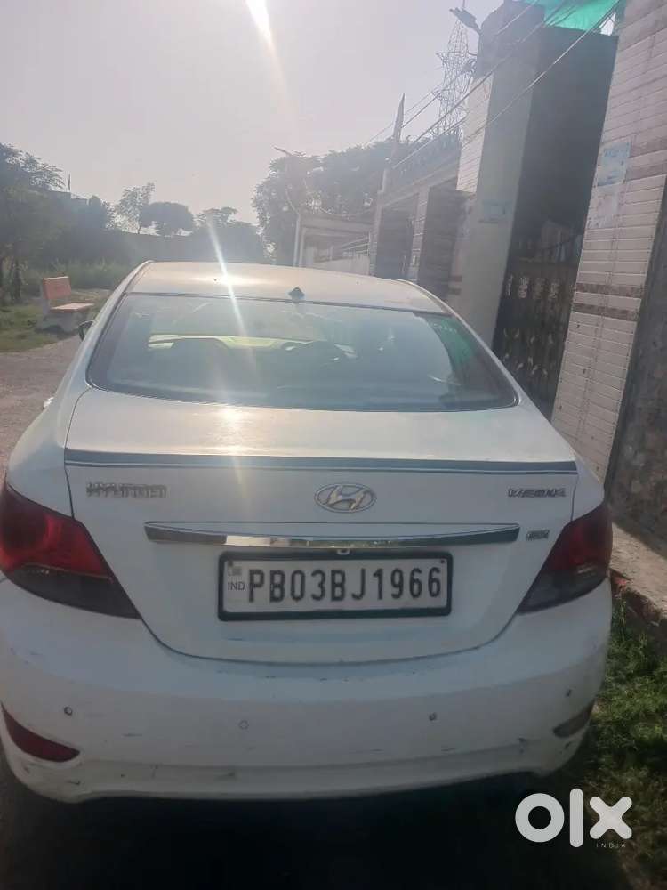 Hyundai Verna Diesel Automatic 2013