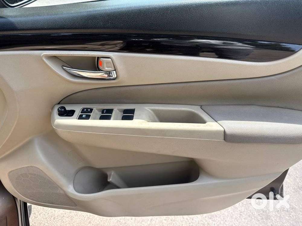 Maruti Suzuki Ciaz 2014-2017 At Zxi, 2016, Petrol