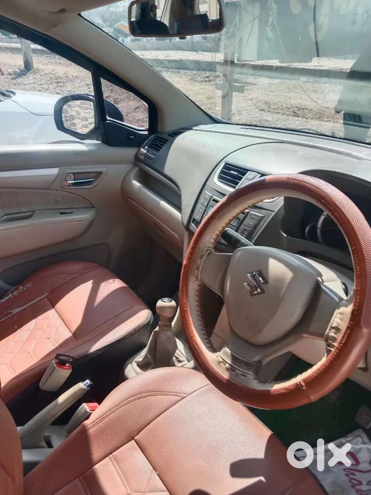 Maruti Suzuki Ertiga 2013 Diesel 123000 Km Driven