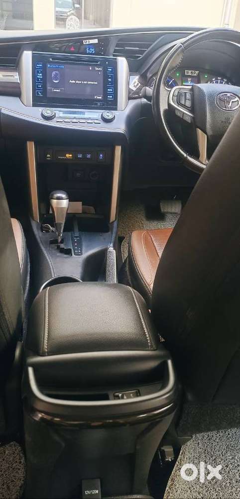 Toyota Innova Crysta 2.8z Automatic, 2019, Diesel