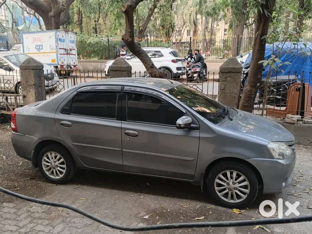 Toyota Etios 2013 Petrol 27300 Km Driven