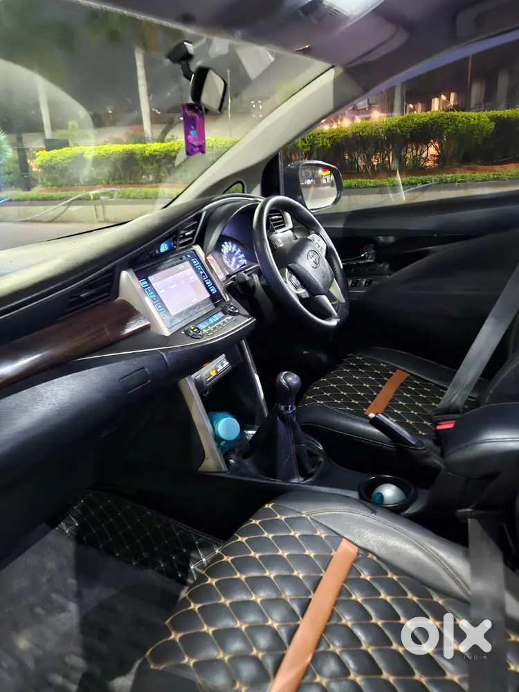 Toyota Innova Crysta 2016
