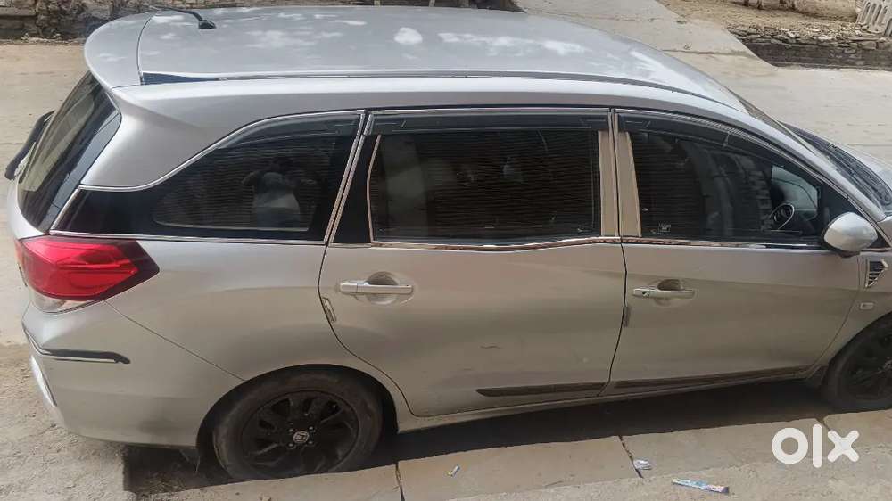 Cng Fitted Hai 2015 Model Hai Second Owner Car Hai