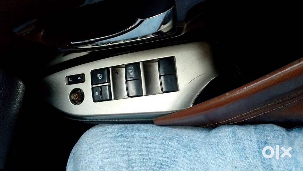 Toyota Innova Crysta 2.4 Gx Mt 8s, 2019, Diesel