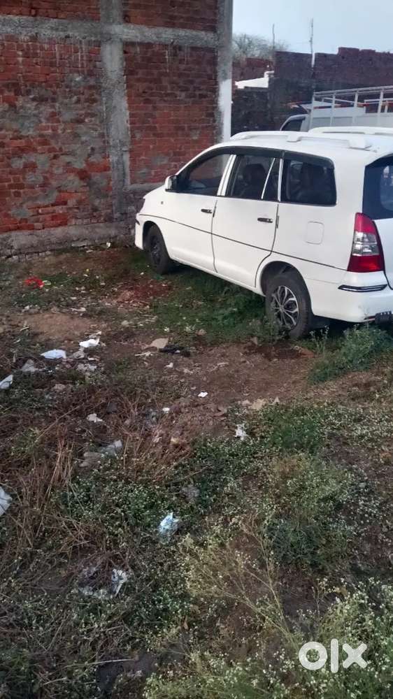 Toyota Innova 2016 Diesel 120000 Km Driven