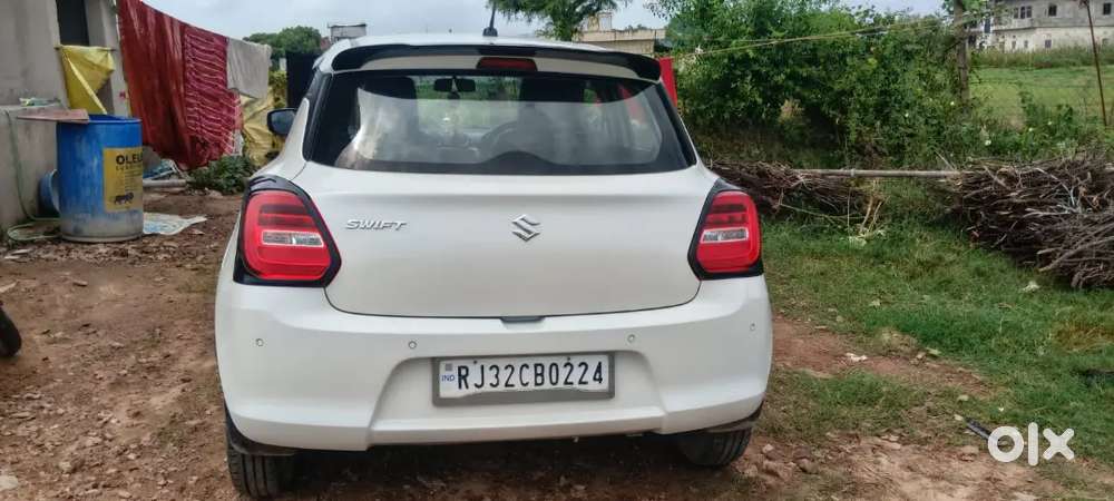 Maruti Suzuki Swift Petrol 2023