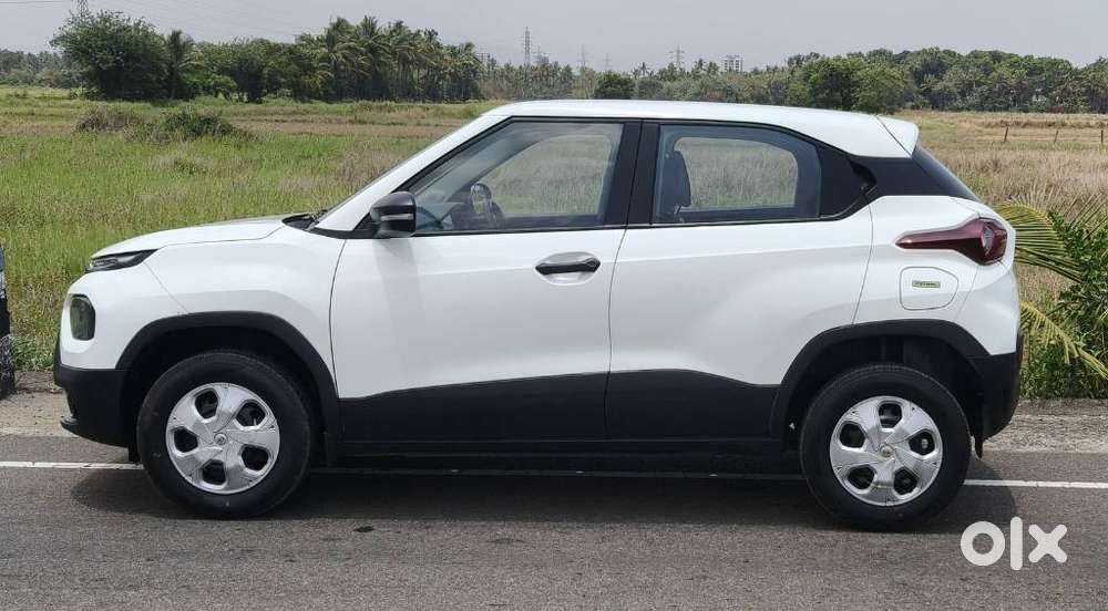 Tata Punch Pure, 2023, Petrol