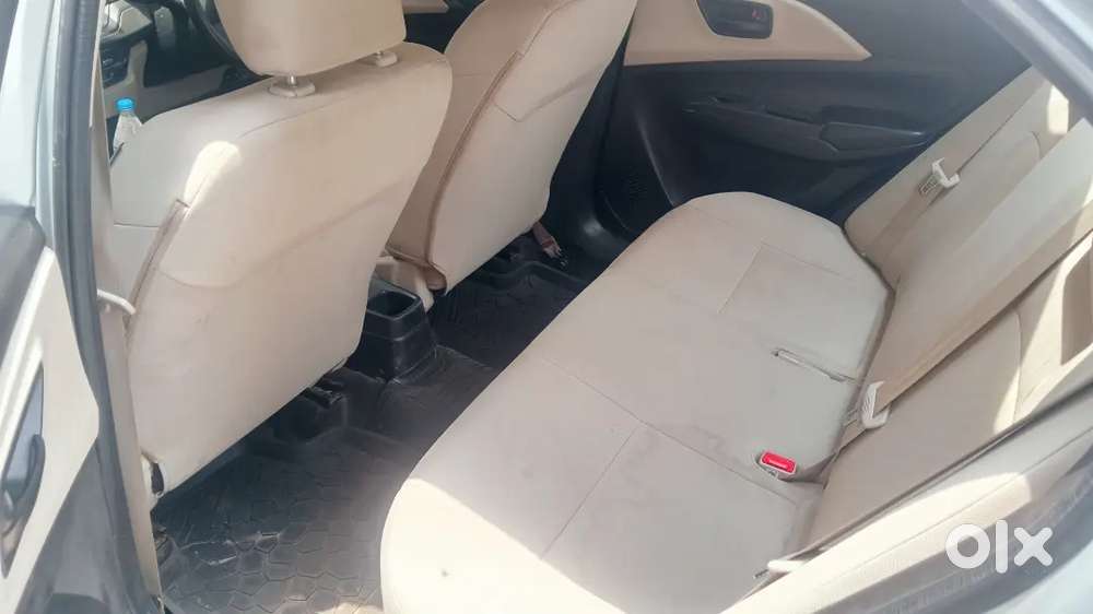 Maruti Suzuki Dzire 1.2 Lxi 2025