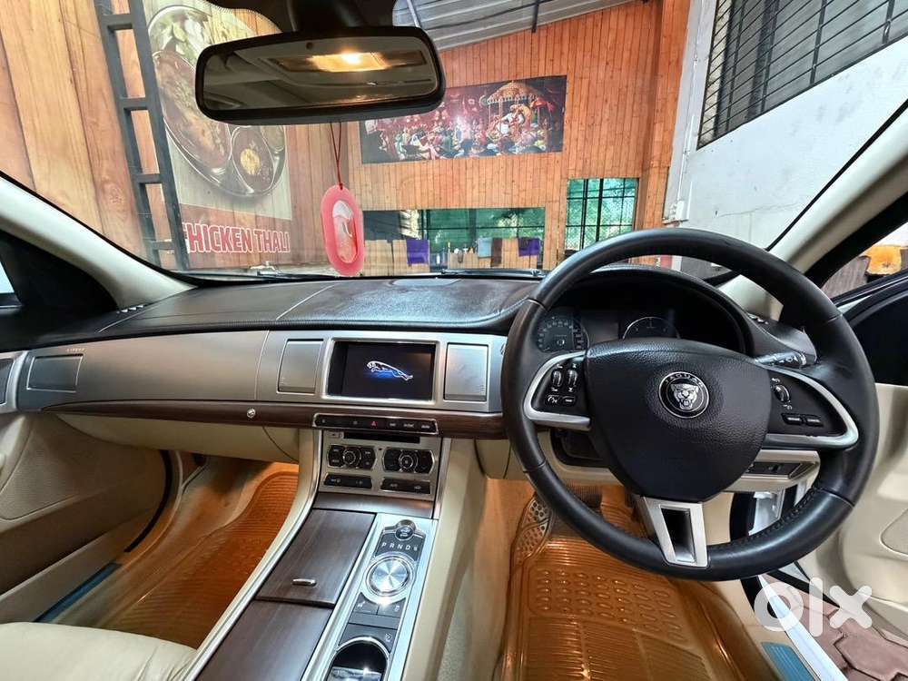 Jaguar Xf 2015 Diesel Well Maintained